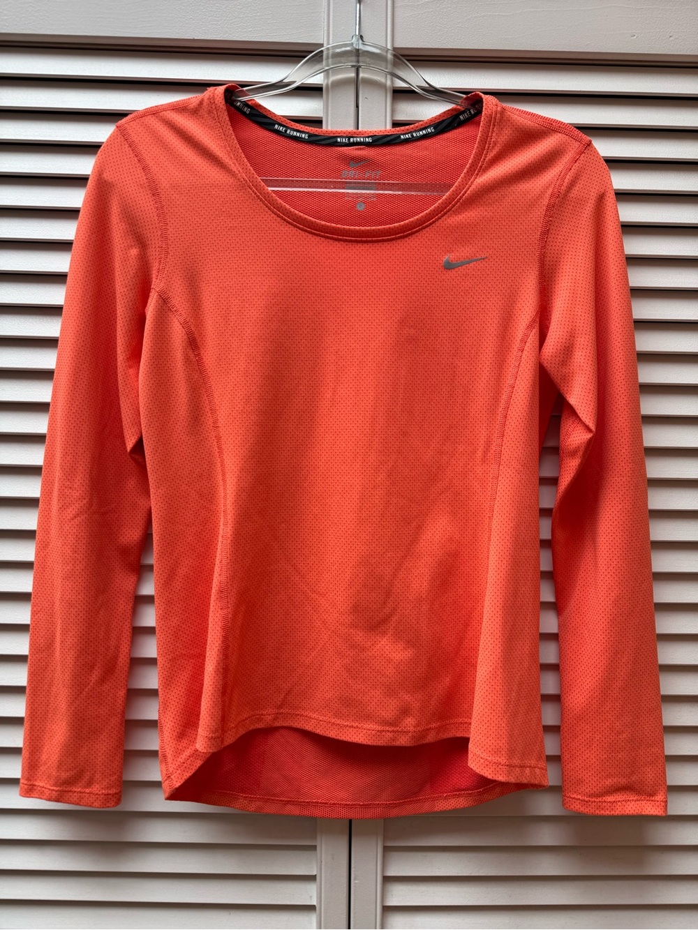 Nike Running Dri-Fit Long Sleeve Athletic Top Small